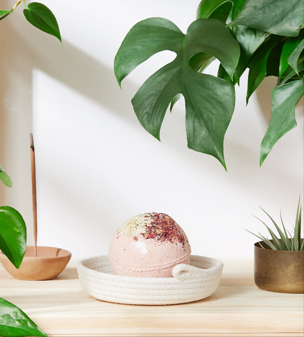 Organic Crystal Bath Bomb