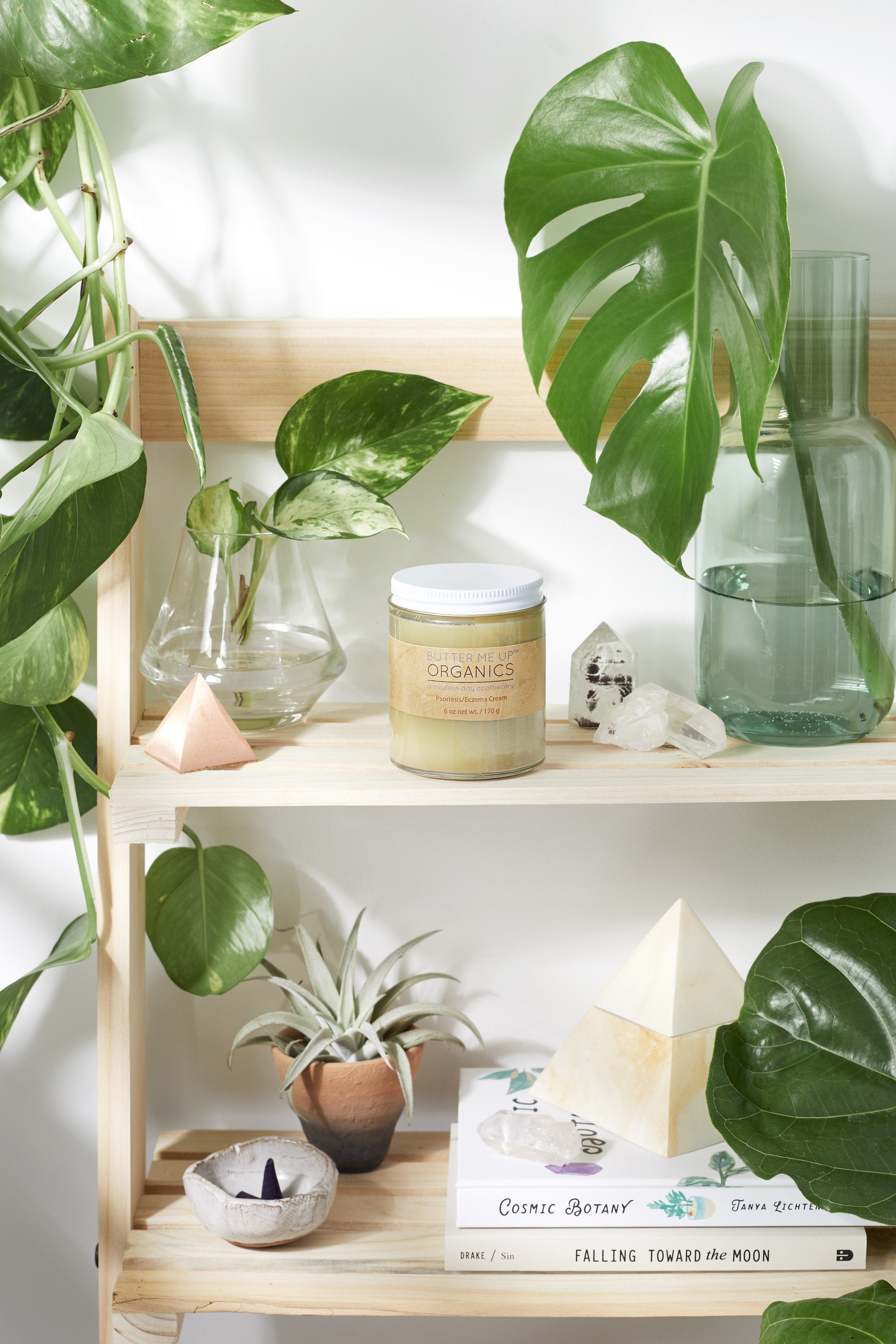 Natural Skin Relief Cream – Soothing Botanical Moisturizer for Sensitive Skin