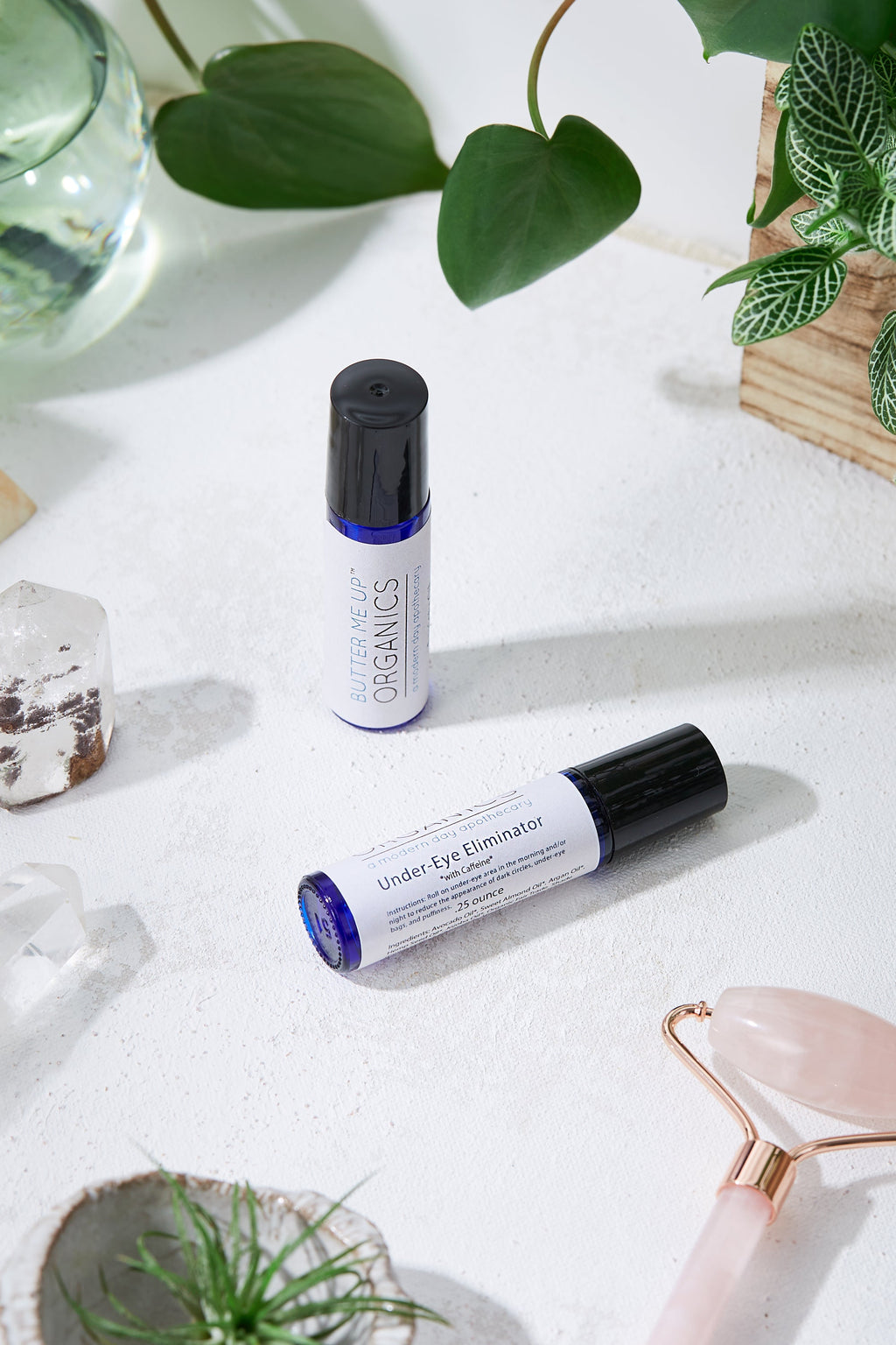 Organic Under-Eye Roller – Caffeine Eye Serum for Puffiness & Dark Circles